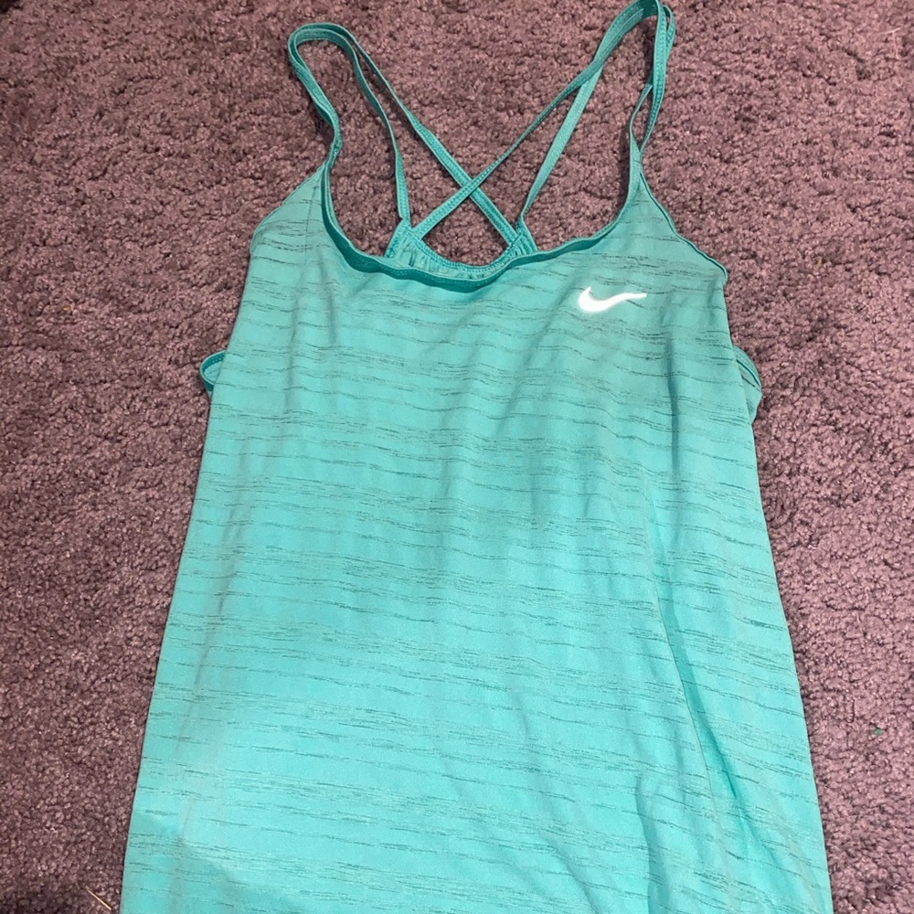 Nike workout tank